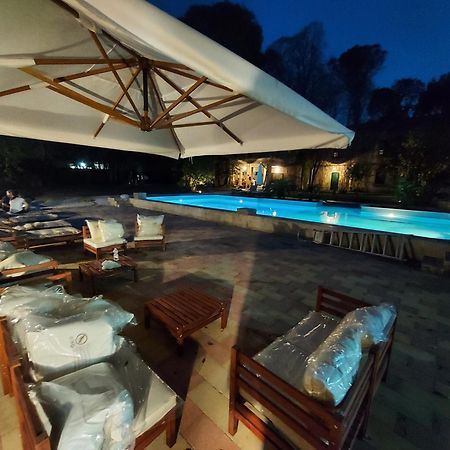 The Baron'S Estate Hotel Torre de' Passeri Buitenkant foto
